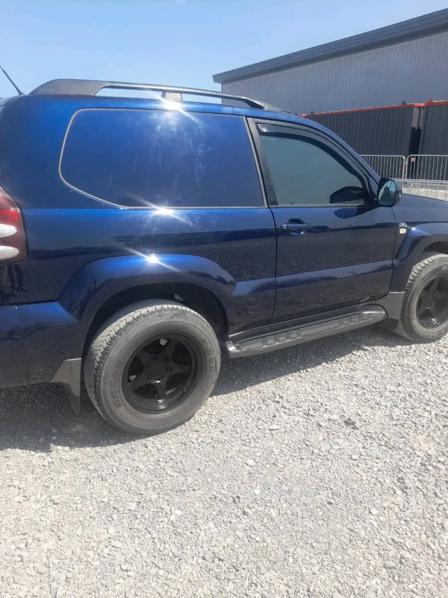 Toyota landcruiser - Image 1