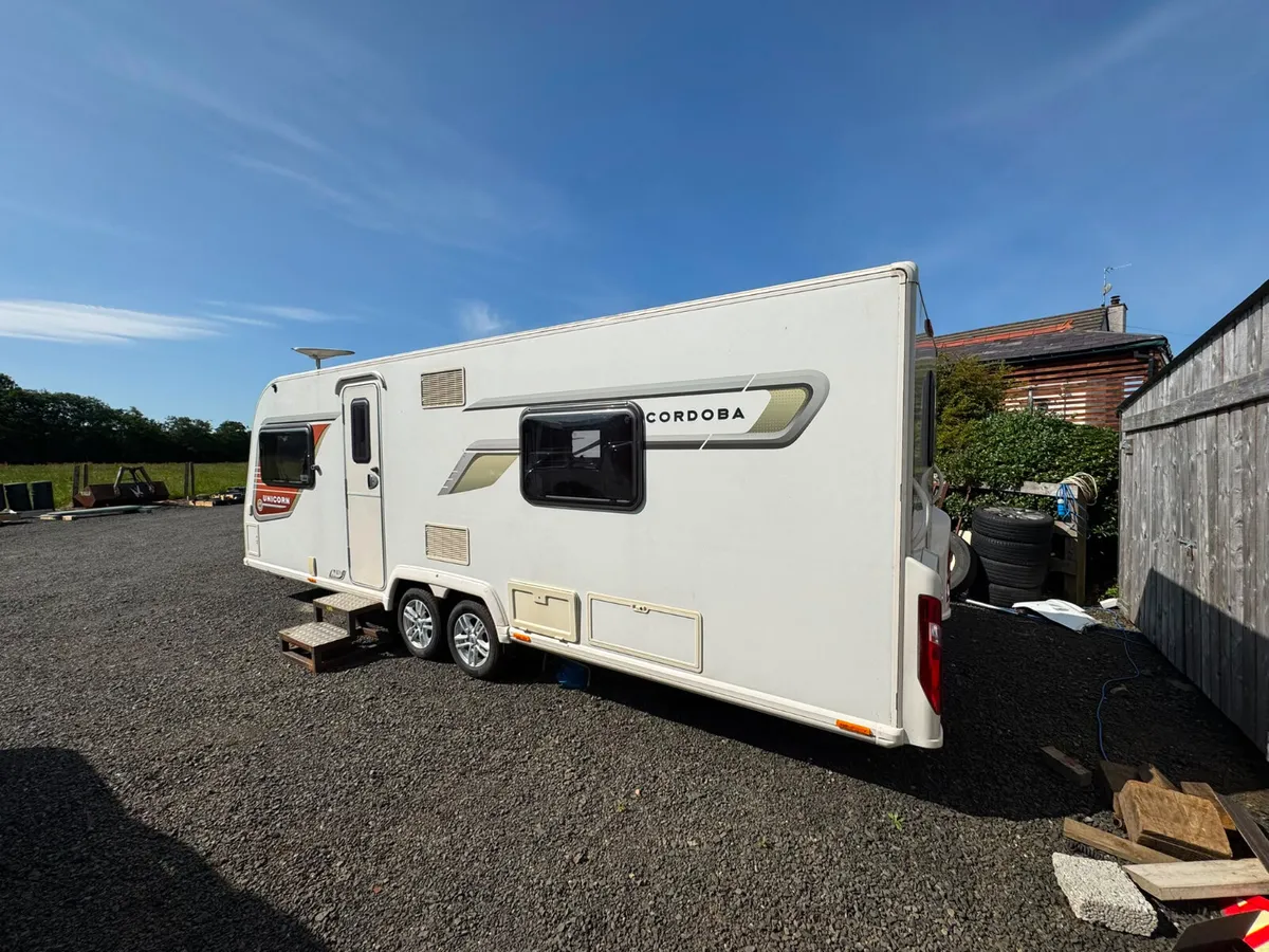2011 Bailey Unicorn Cordoba – Twin Axle - Image 4