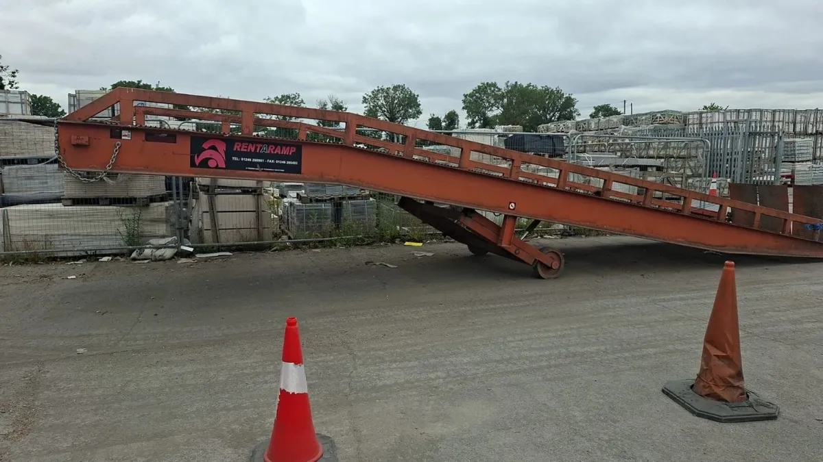 Heavy Duty Loading Container Ramp - Image 1