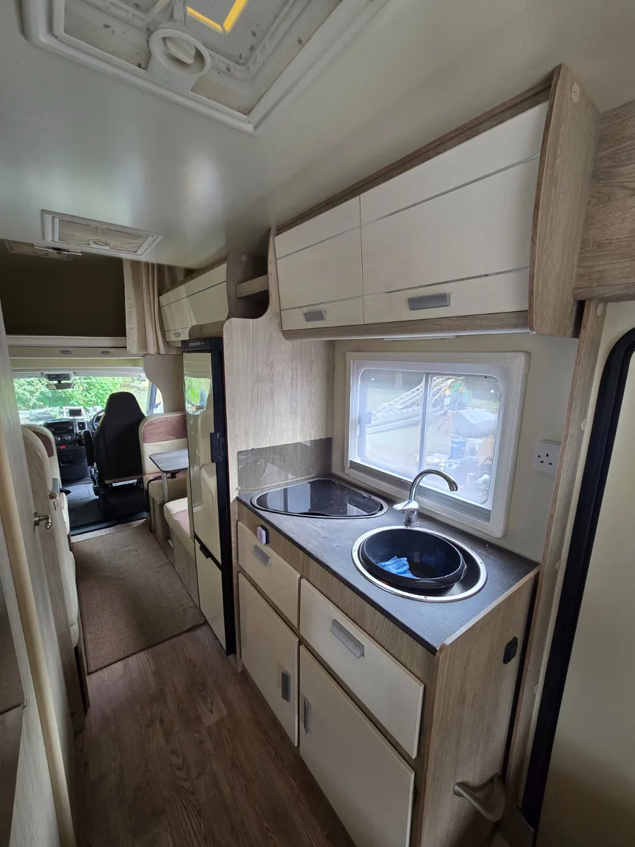 Camper - Image 4