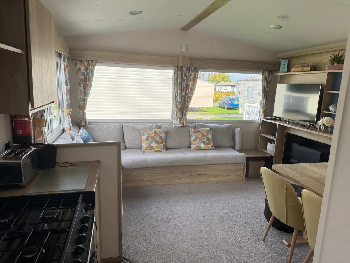 2021 ABI Coworth – 28ft x 12ft – 2 Bedroom - Image 3