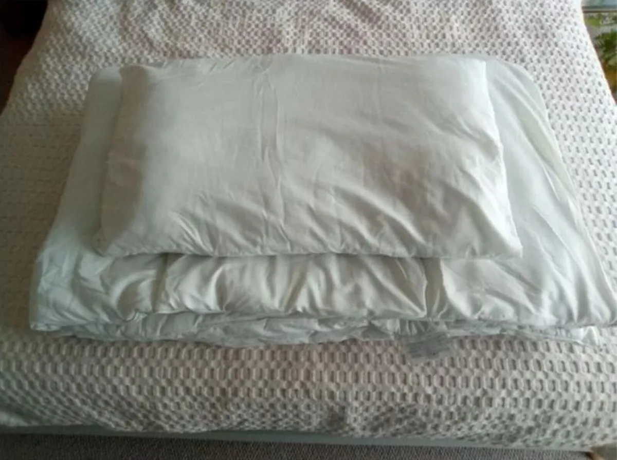 Single duvet & pillow
