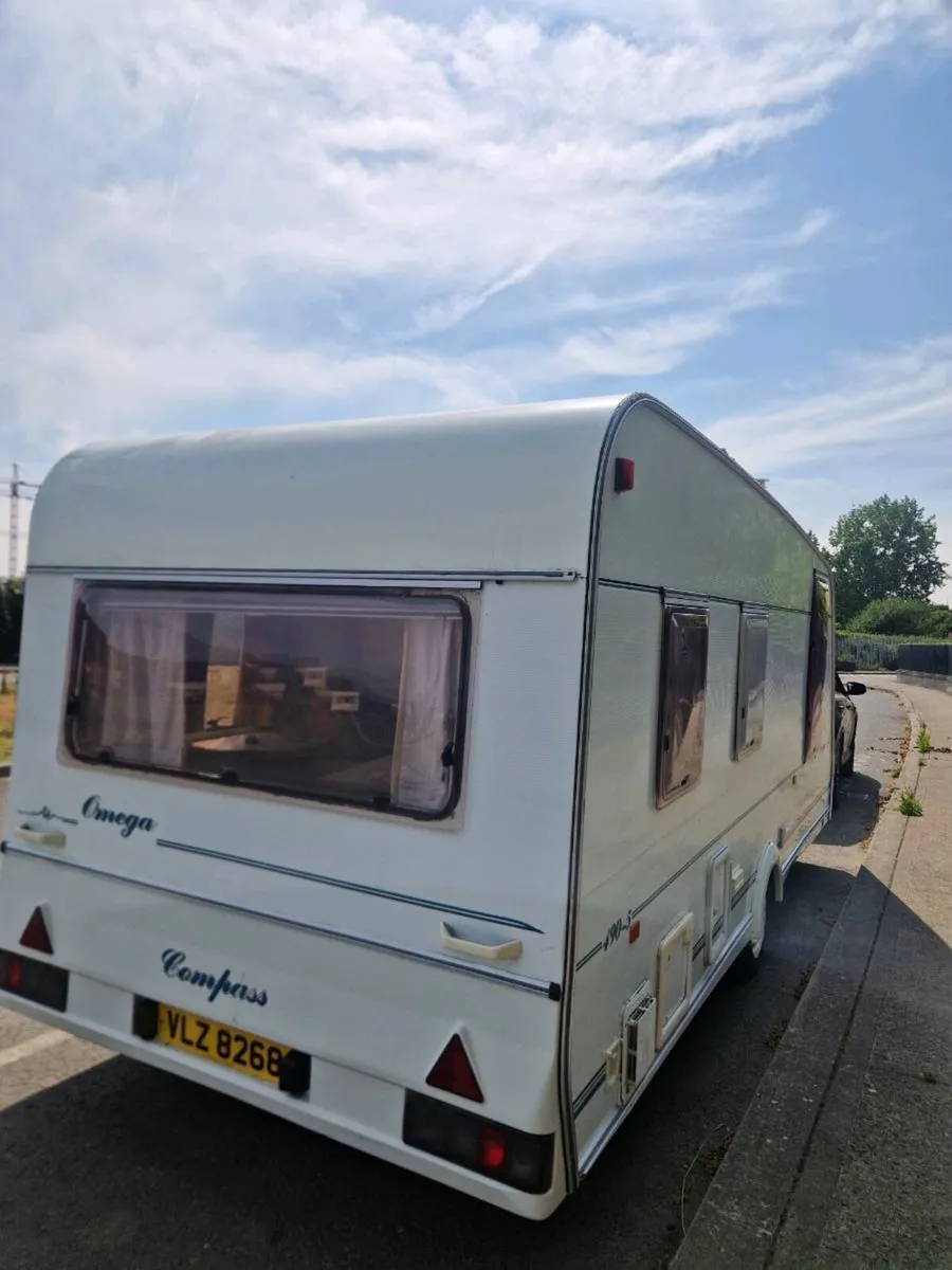 Caravan - Image 2