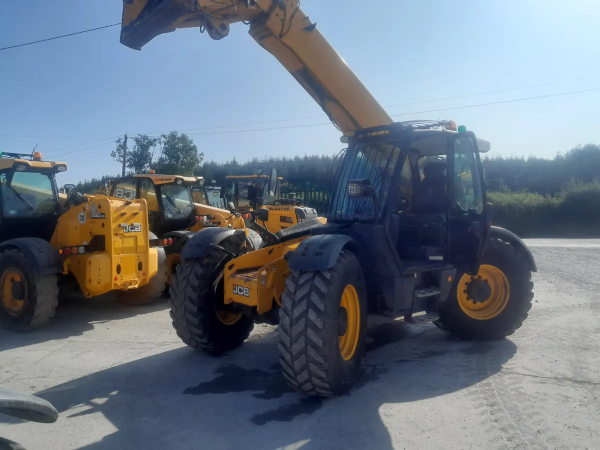 JCB 560-80 2016 (18187) - Image 2