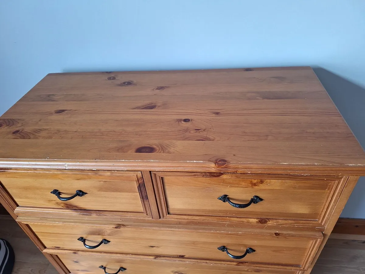 Solid Pine 5-Drawer Chest of Drawers  €95 ONO - Image 3