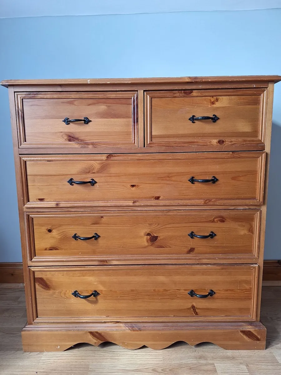 Solid Pine 5-Drawer Chest of Drawers  €95 ONO - Image 1