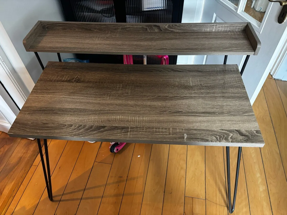 Desk - Image 1
