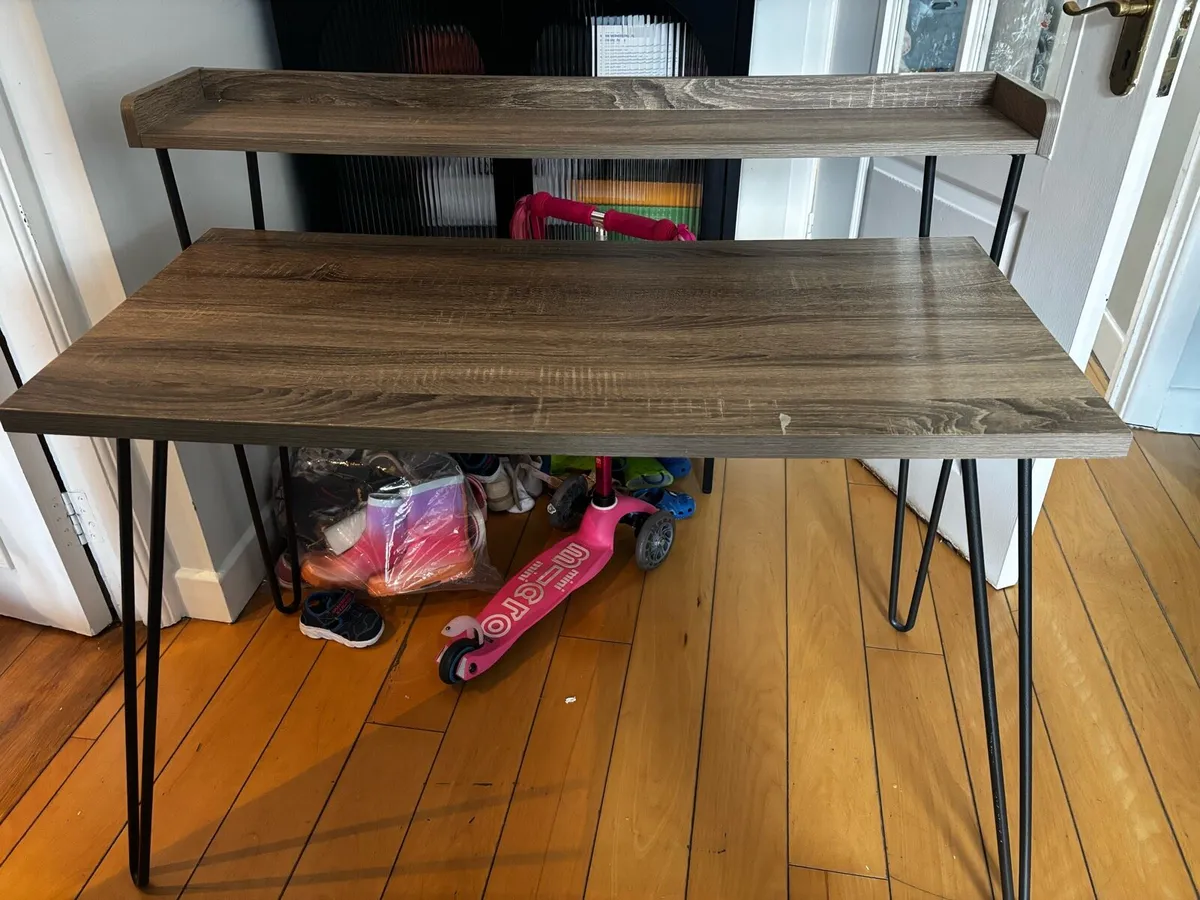Desk - Image 2