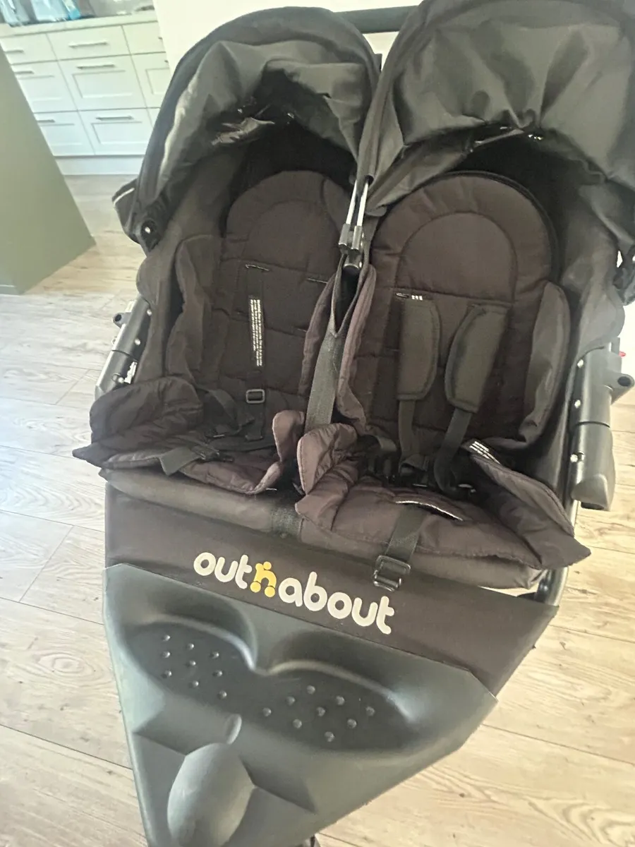 Out n About double buggy - Image 2