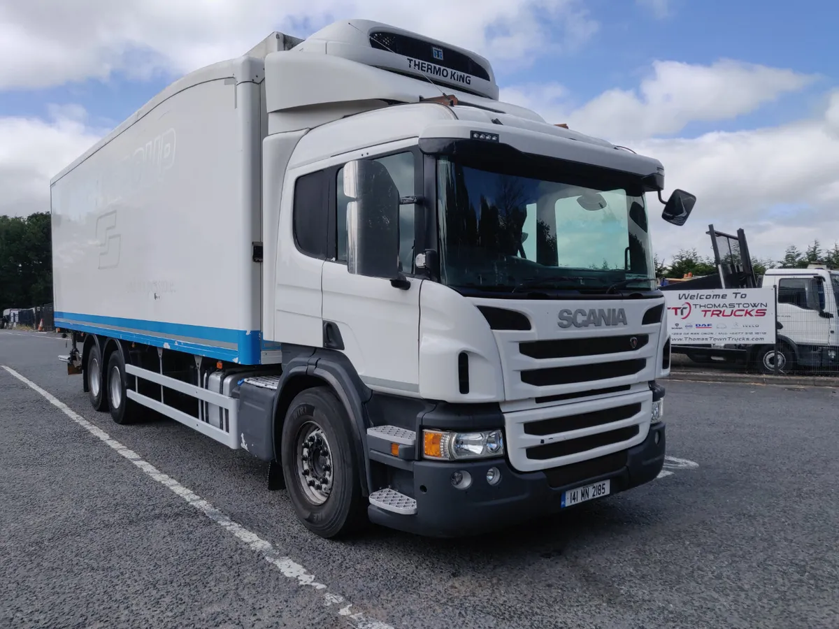 2014 Scania P280 sleepercab, 6X2, 29ft fridge body - Image 1