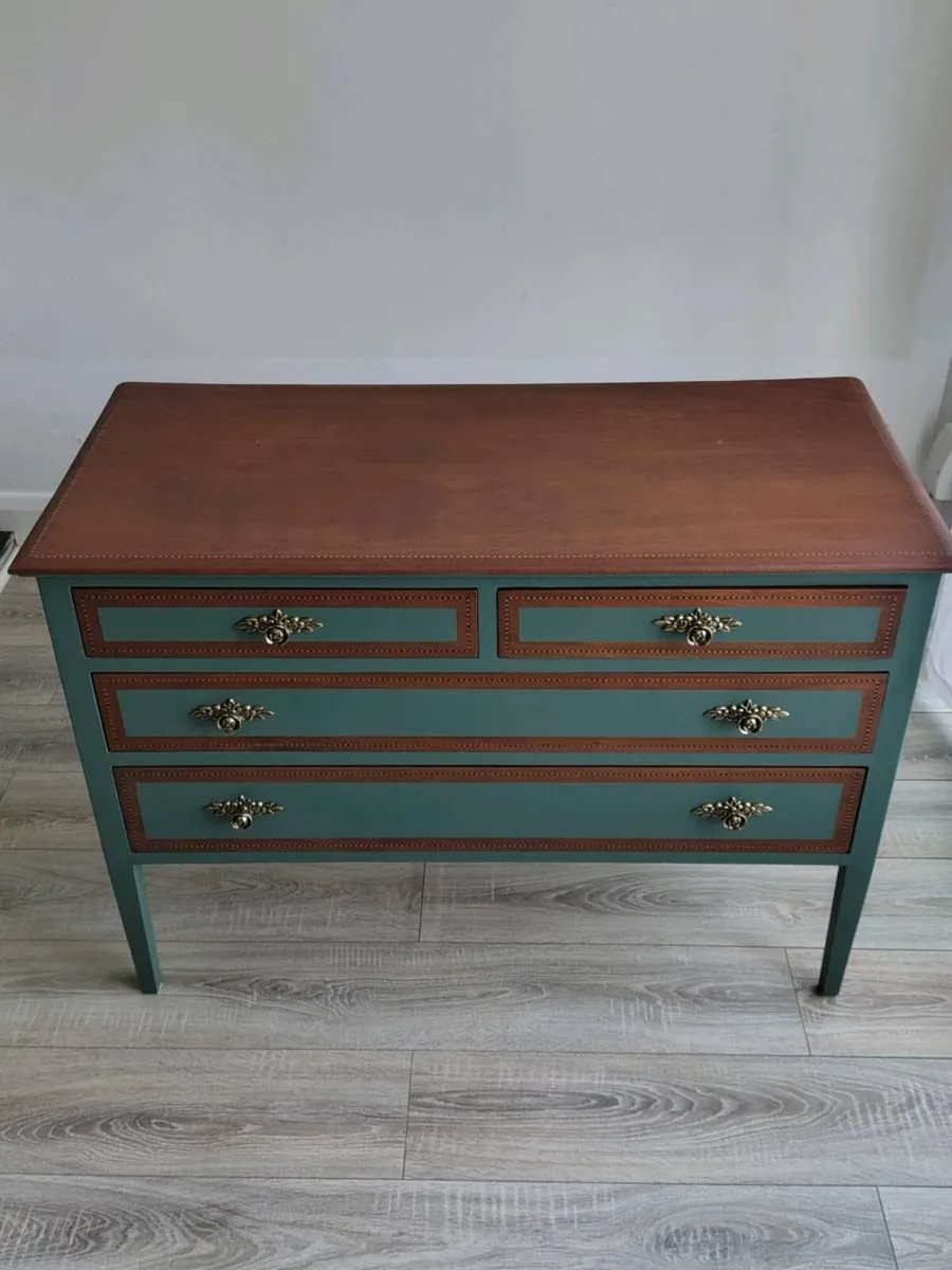 Antique chest of drawers/hall table - Image 4