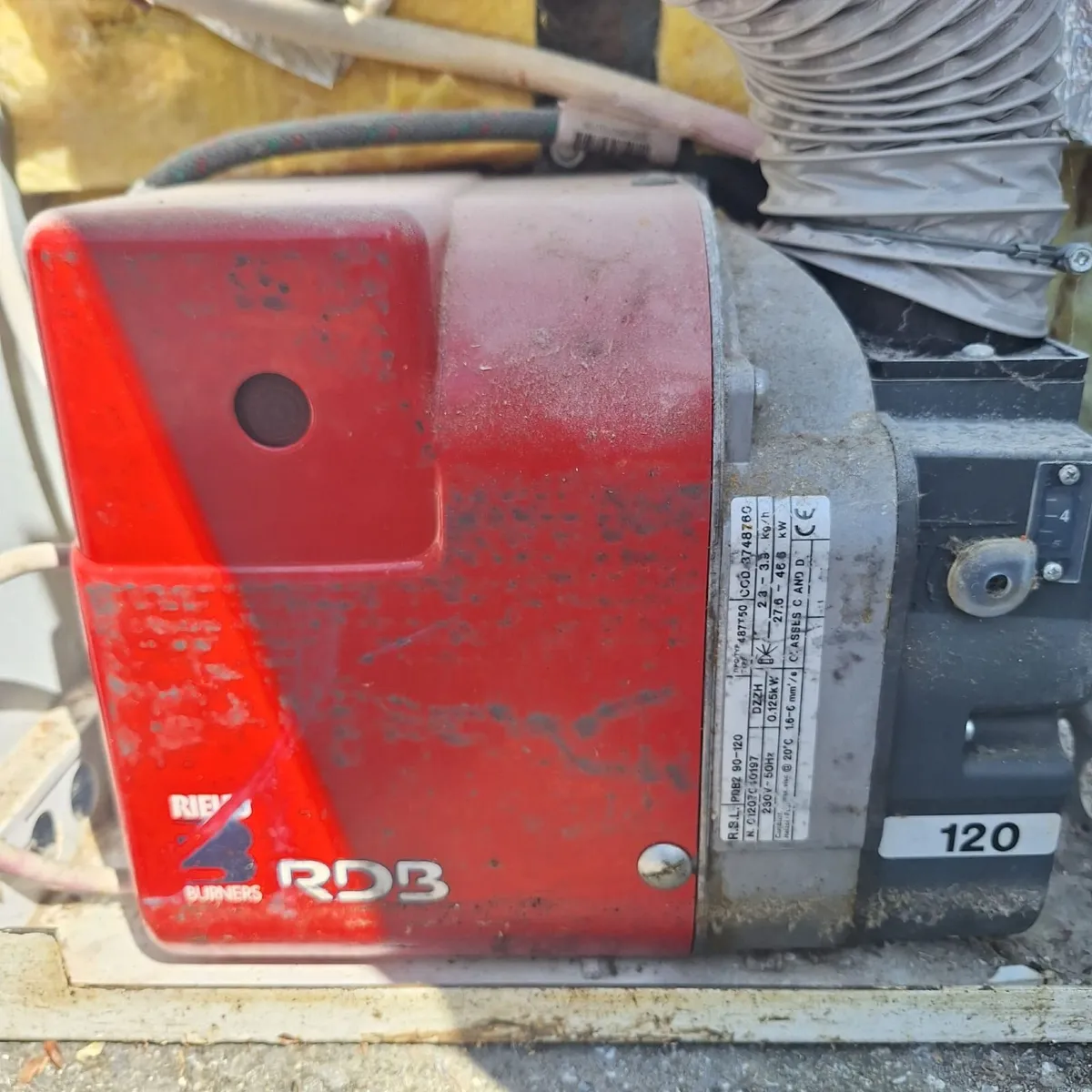 oil boiler - Image 1