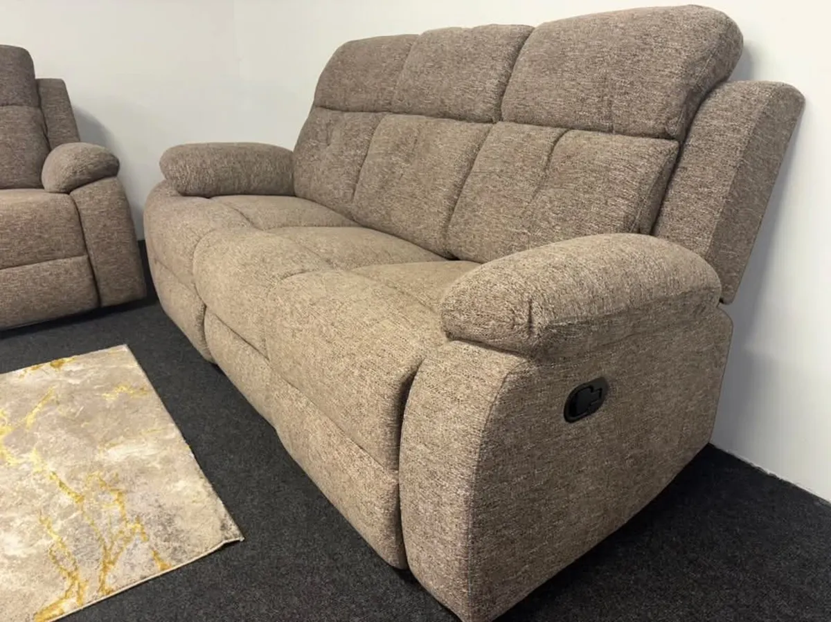 Brand new abbey 321 recliners reduced - Image 4