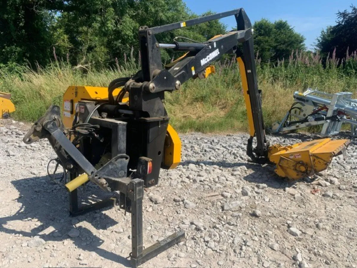 MCCONNEL PA5565 WITH ORBITER BRACKET - Image 2