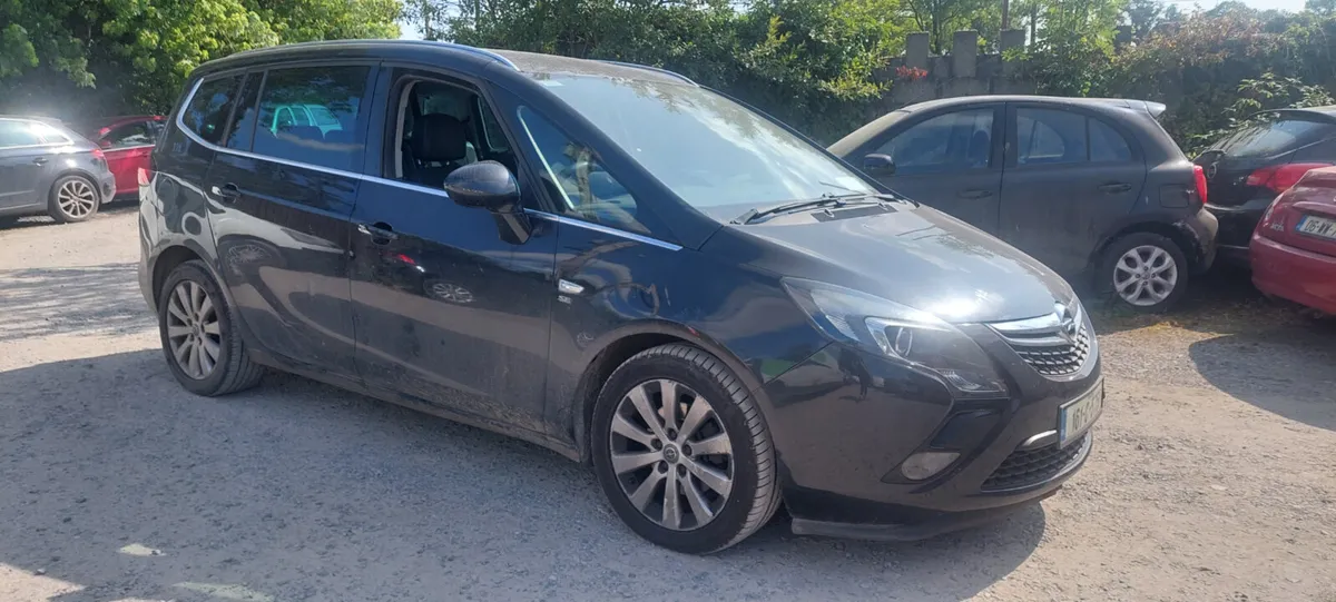 2016 Opel Zafira - Image 1