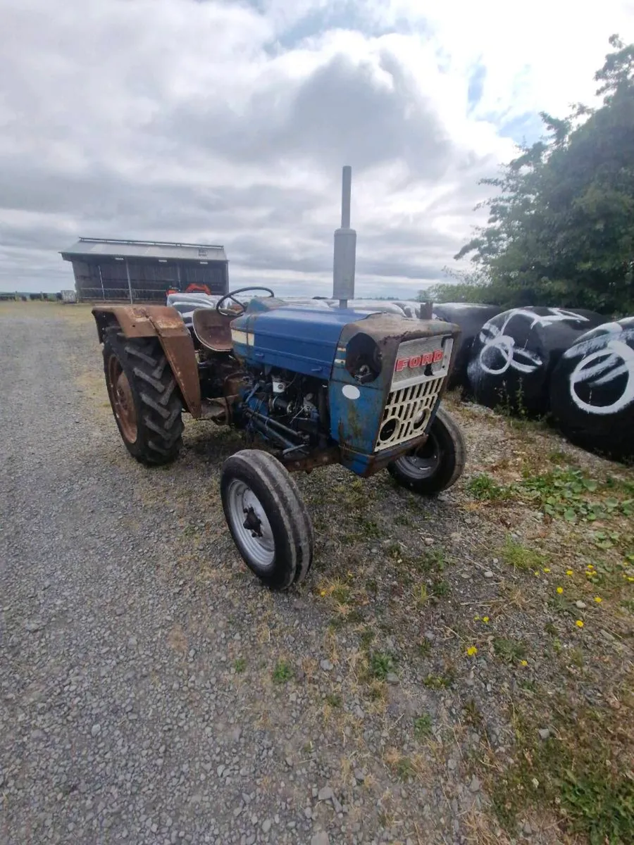 Ford 3600 - Image 2