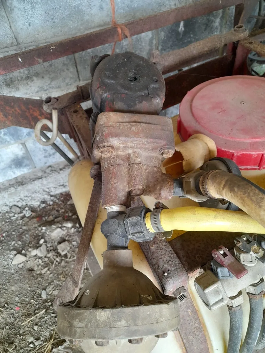 Hardy 200ltr sprayer  and spares - Image 2