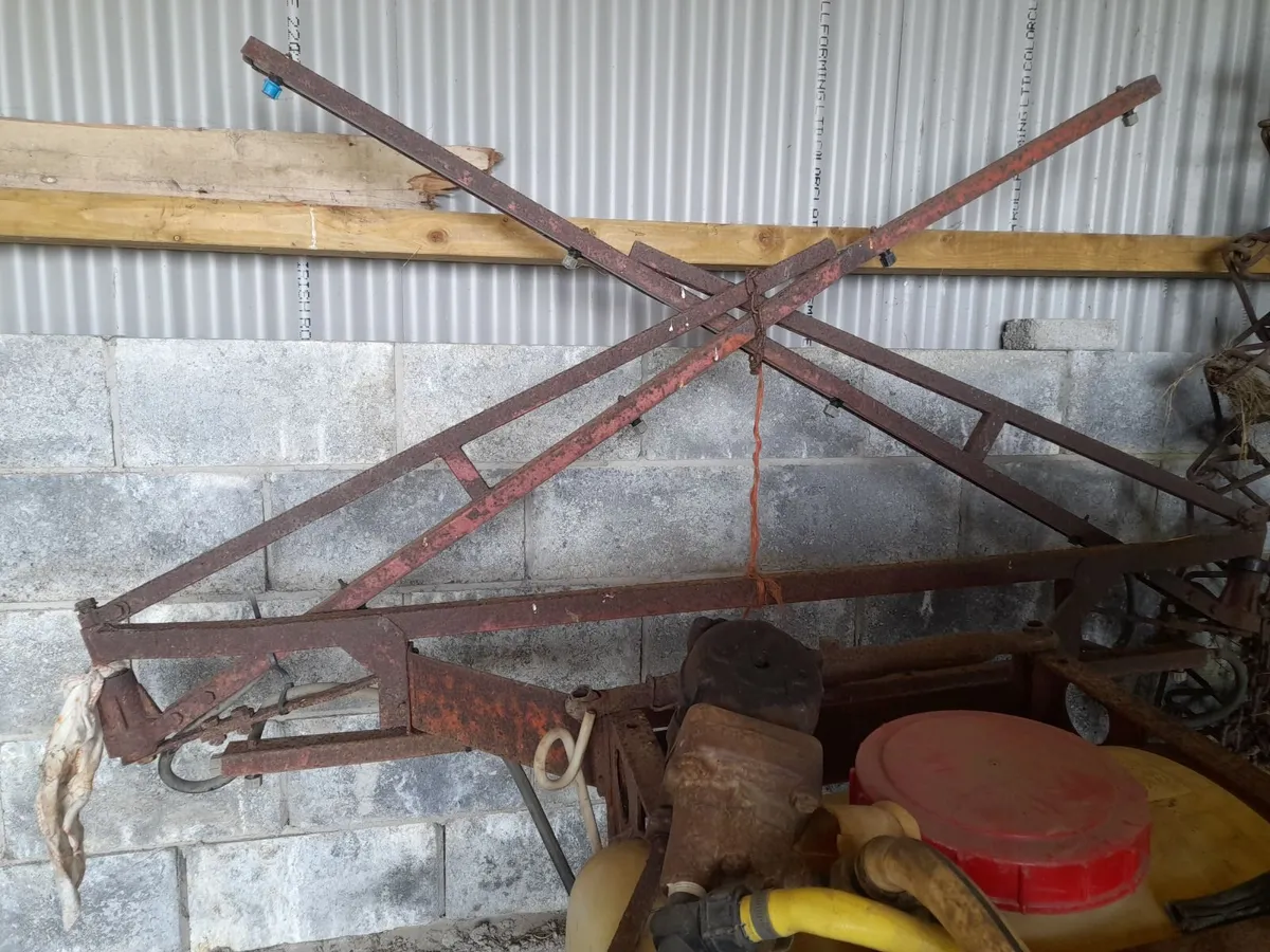 Hardy 200ltr sprayer  and spares - Image 3