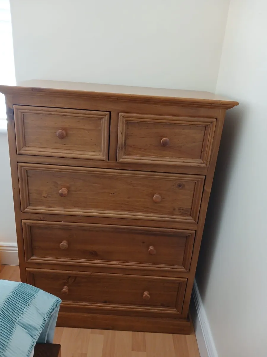 Wardrobe and matching chest of drawer. Solid Wood - Image 2