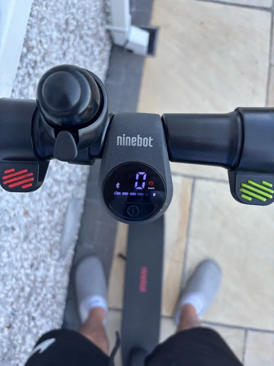 Electric scooter - Image 2