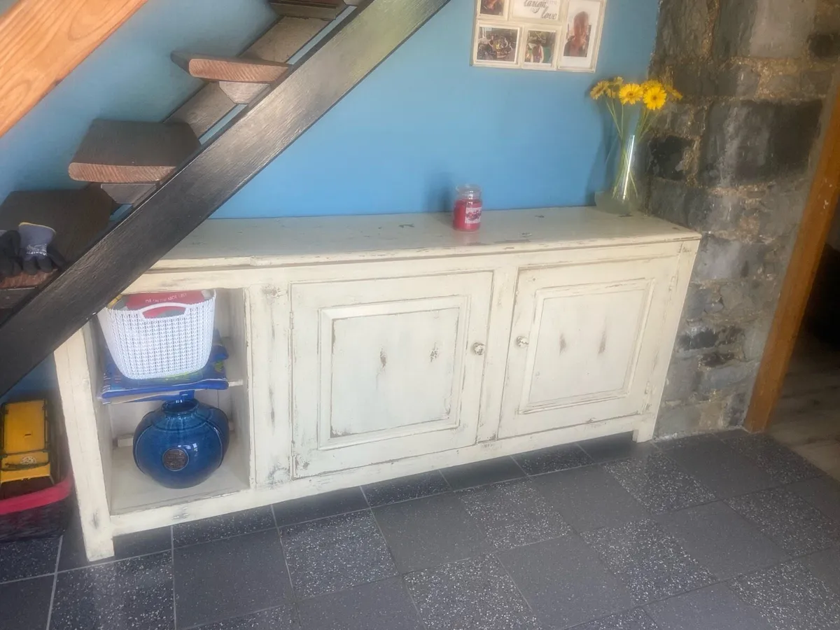Large hall dresser. - Image 2