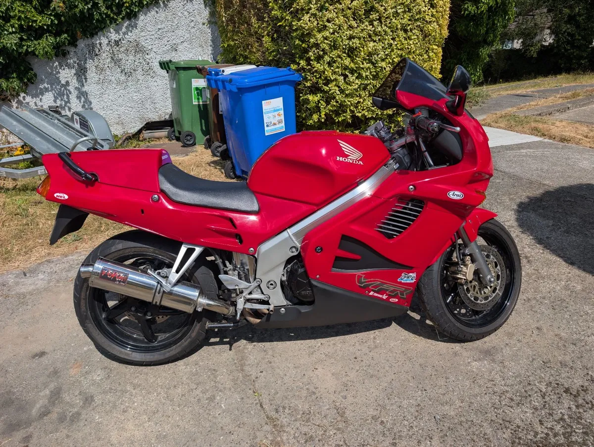 1996 Honda VFR750 - Image 1