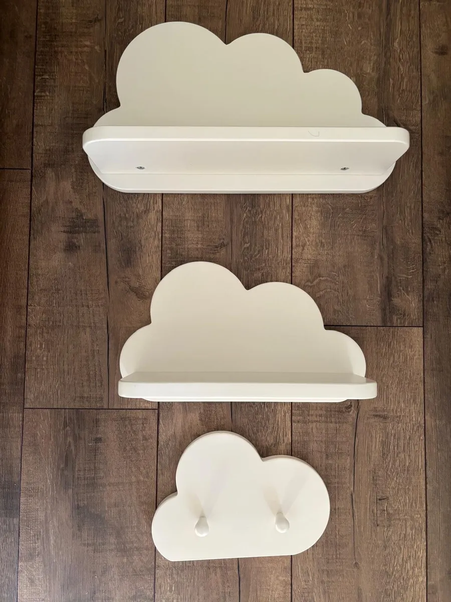 Mamas and Papas Shelves