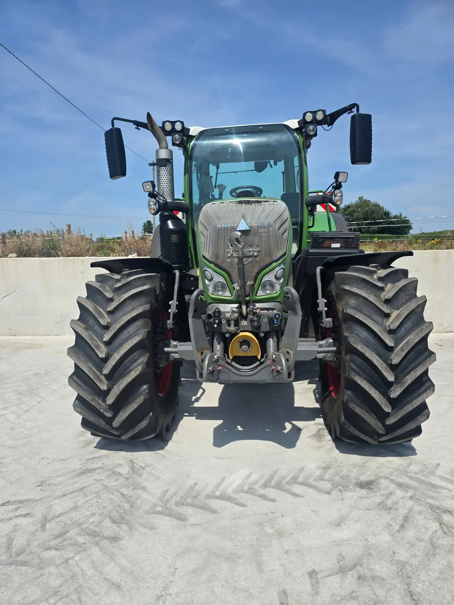 Fendt 724 - Image 1
