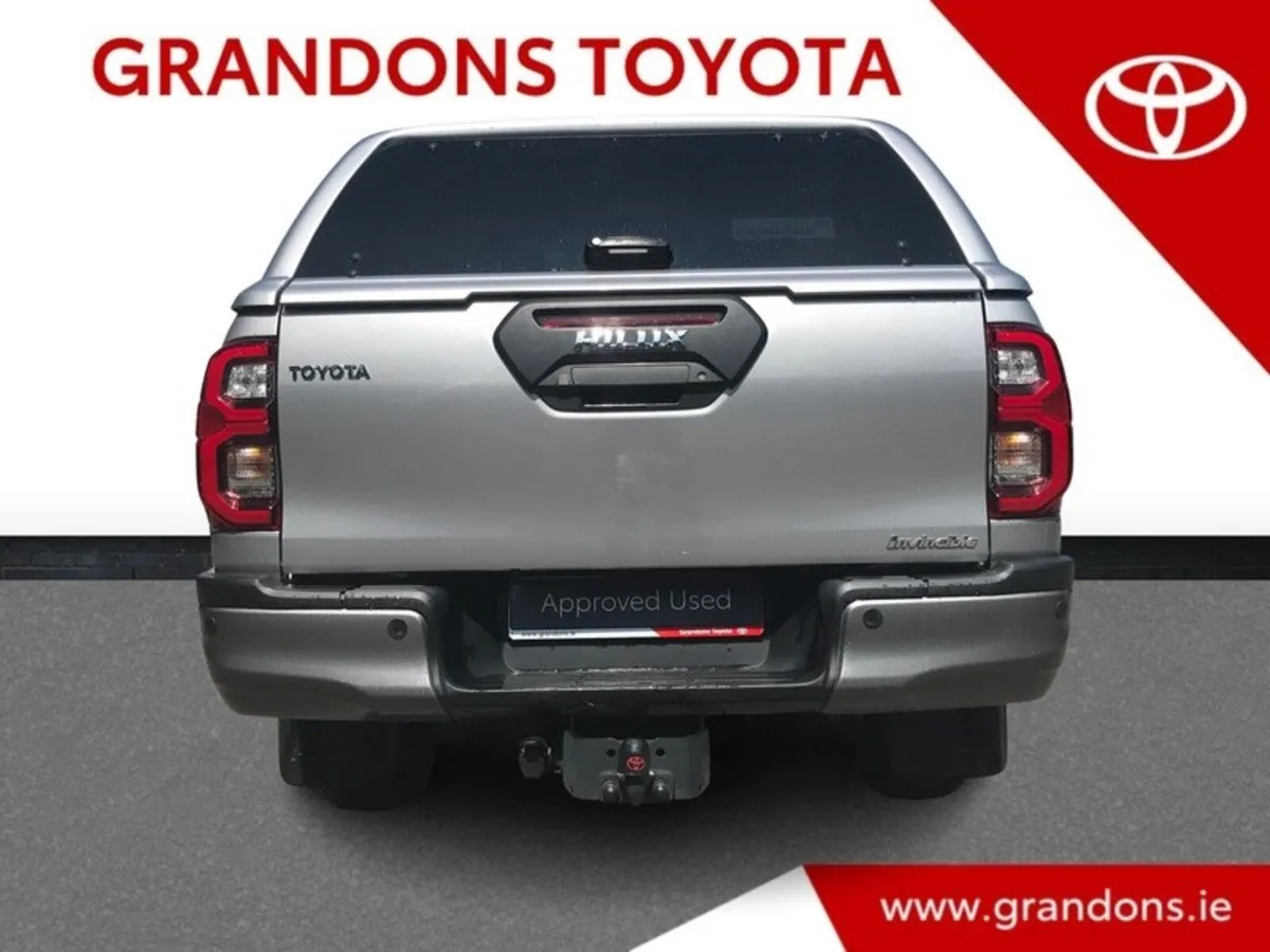 Toyota Hilux 2.8 MHEV INVINCIBLE - GRANDONS - Image 4