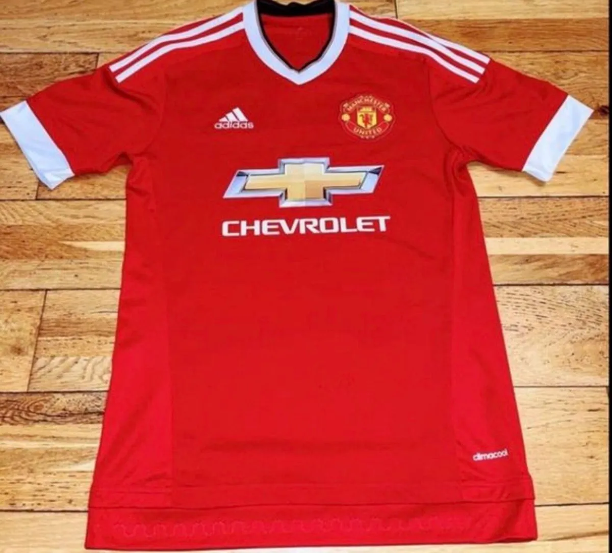 2016 Man Utd Jersey - Image 1
