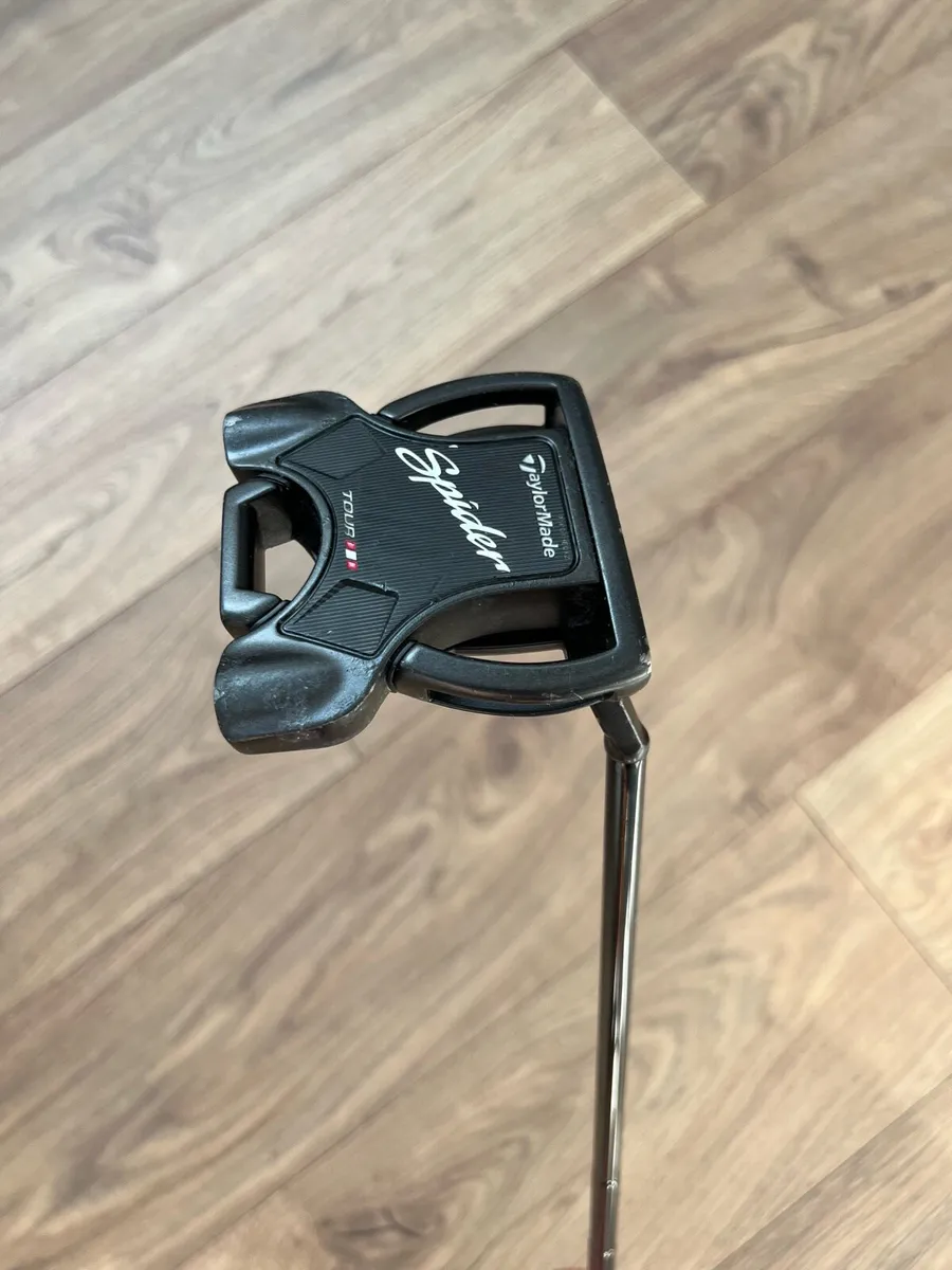 Spider putter - Image 1
