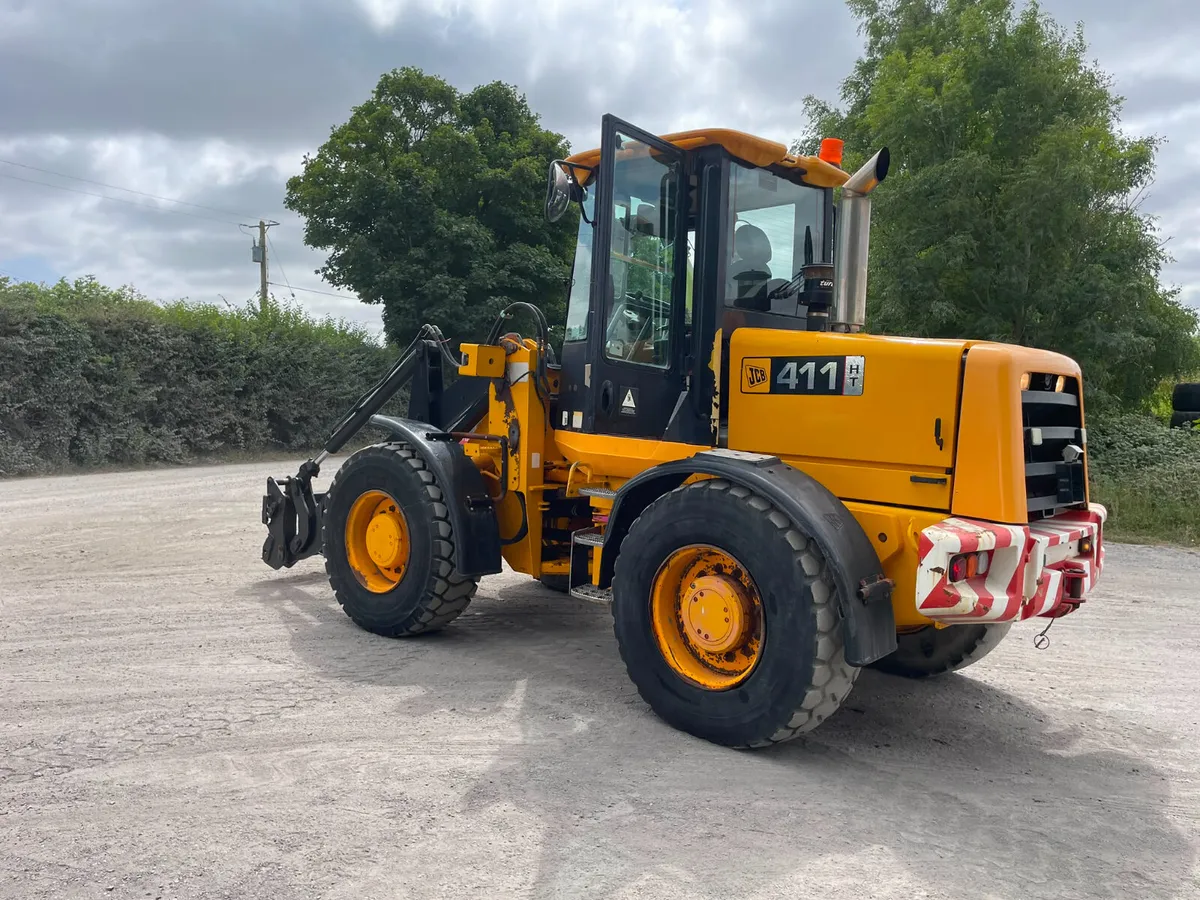 JCB 411 Loading Shovel - Image 4