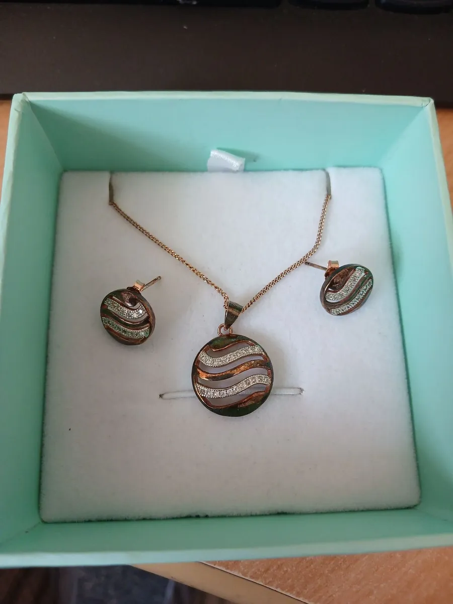 Jewellery - Image 3