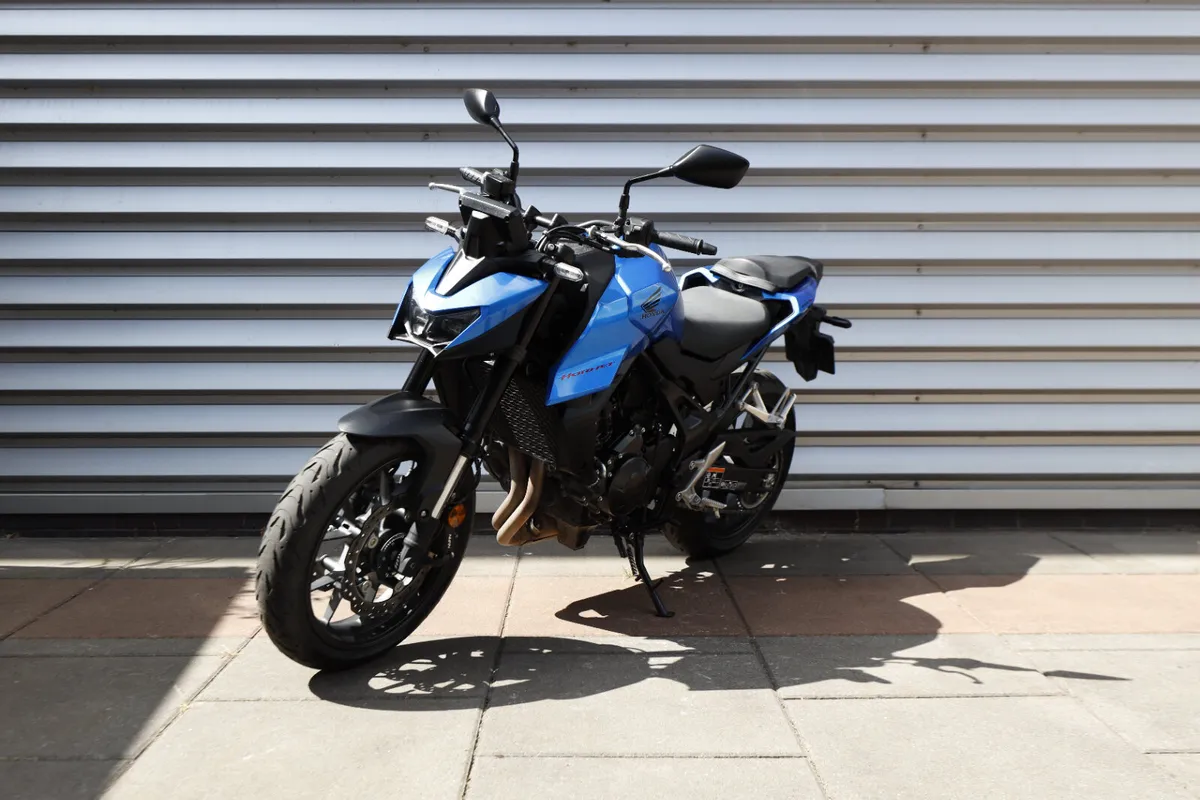 HONDA Hornet 750 *Ex-Demo* 261 - Image 2
