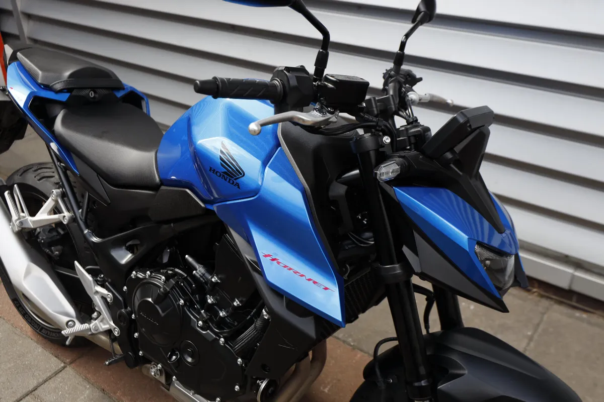 HONDA Hornet 750 *Ex-Demo* 261 - Image 3