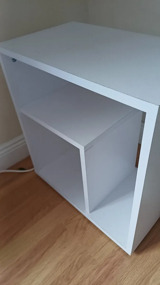 Side table - Image 1