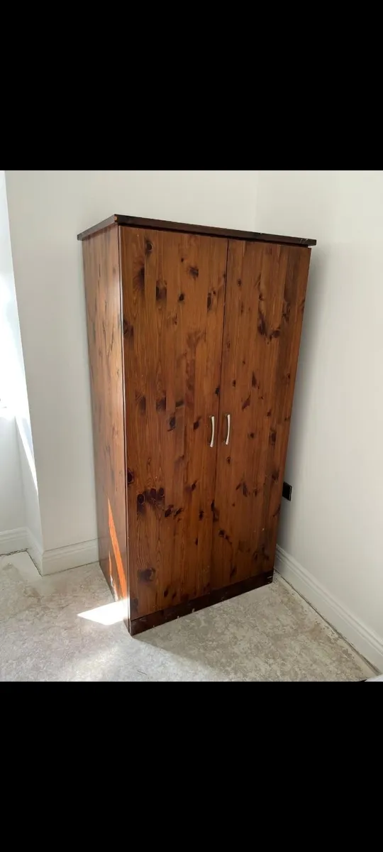 Wardrobe - Image 4