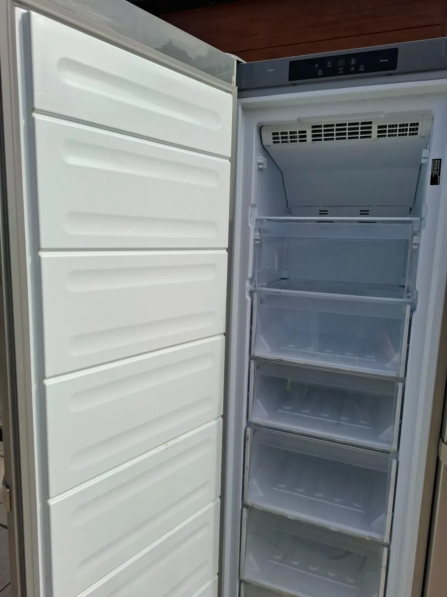 Hotpoint Fridge and Hotpoint freezer - Image 2