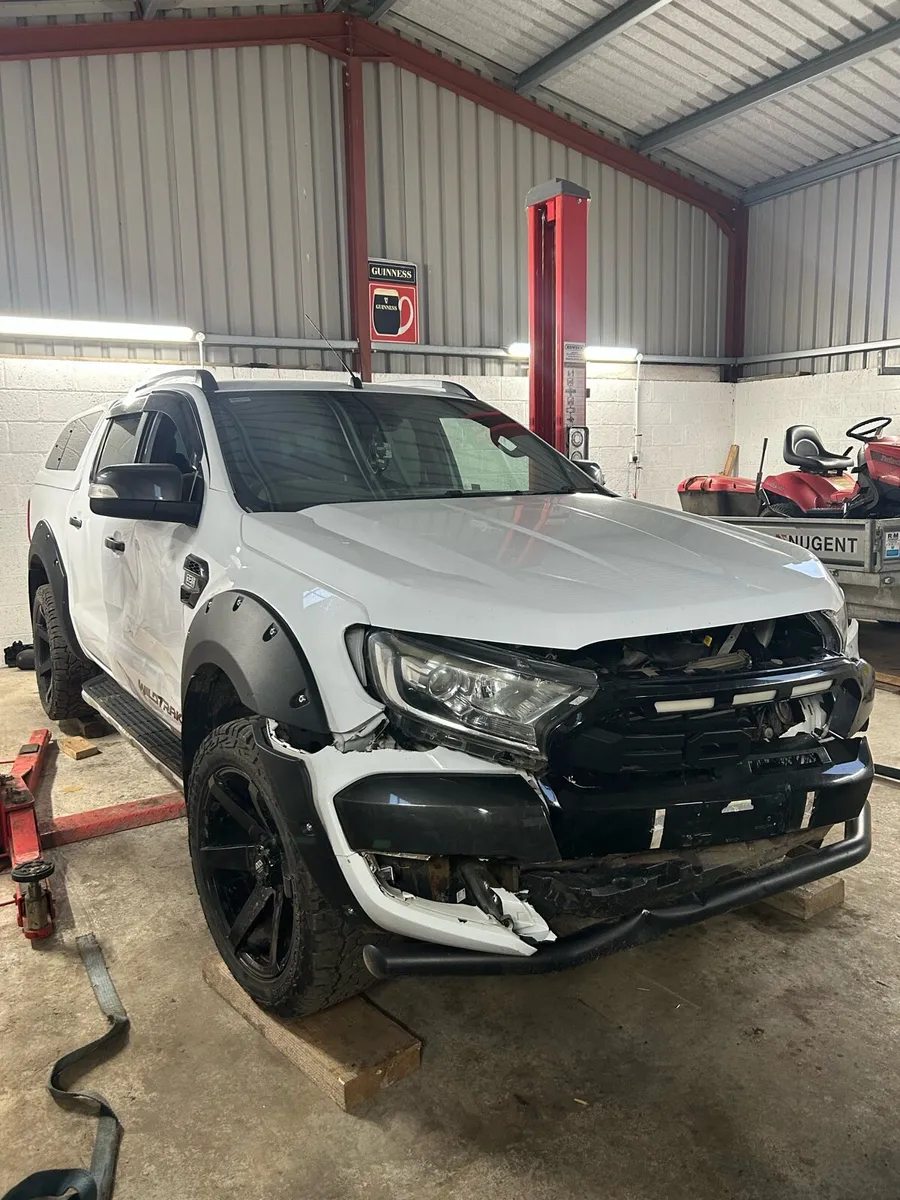 Ford ranger - Image 2