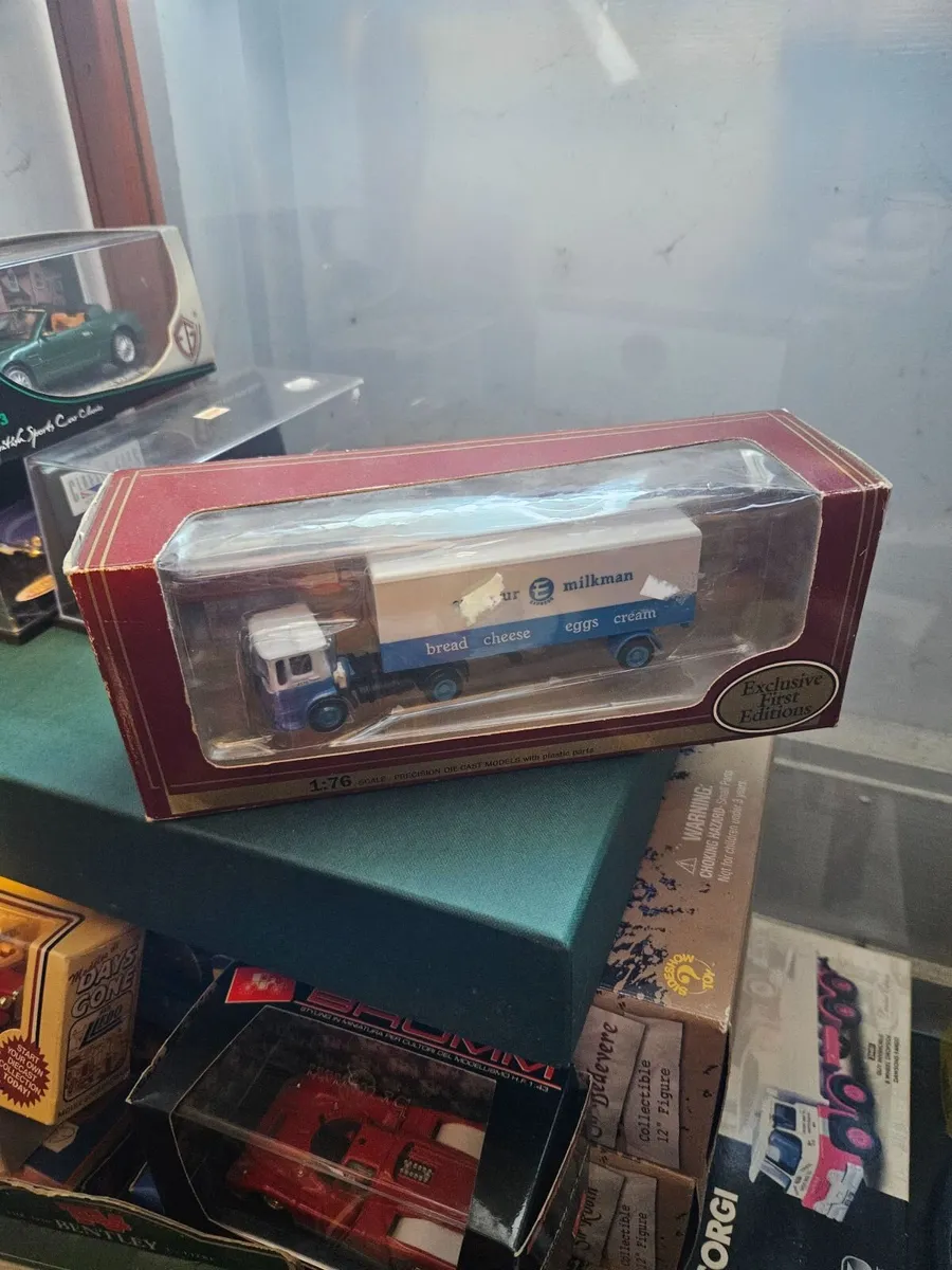 Corgi EFE Milk Truck - Image 1