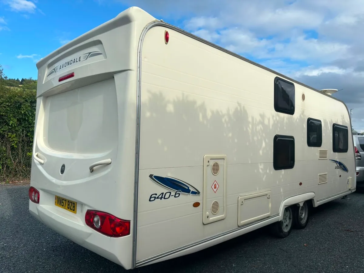 AVONDALE 640/6  6-Berth twin axle - Image 3