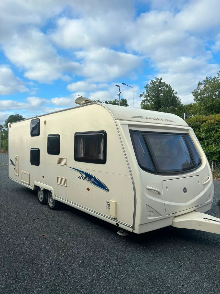 AVONDALE 640/6  6-Berth twin axle - Image 4