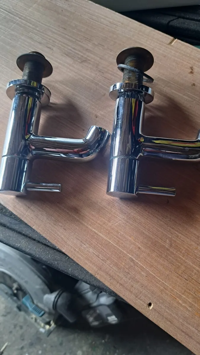 Pair of chrome taps for sale. - Image 1