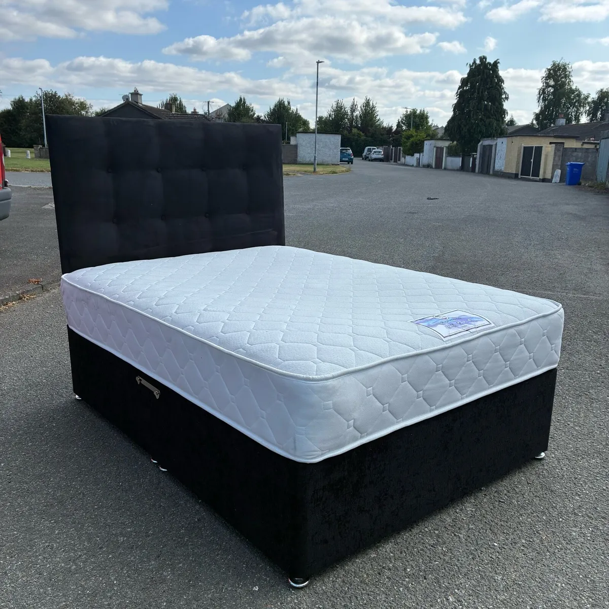 Black Double Bed - Image 1