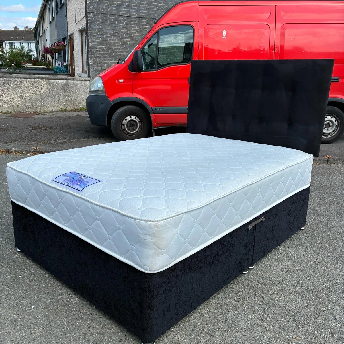 Black Double Bed - Image 2