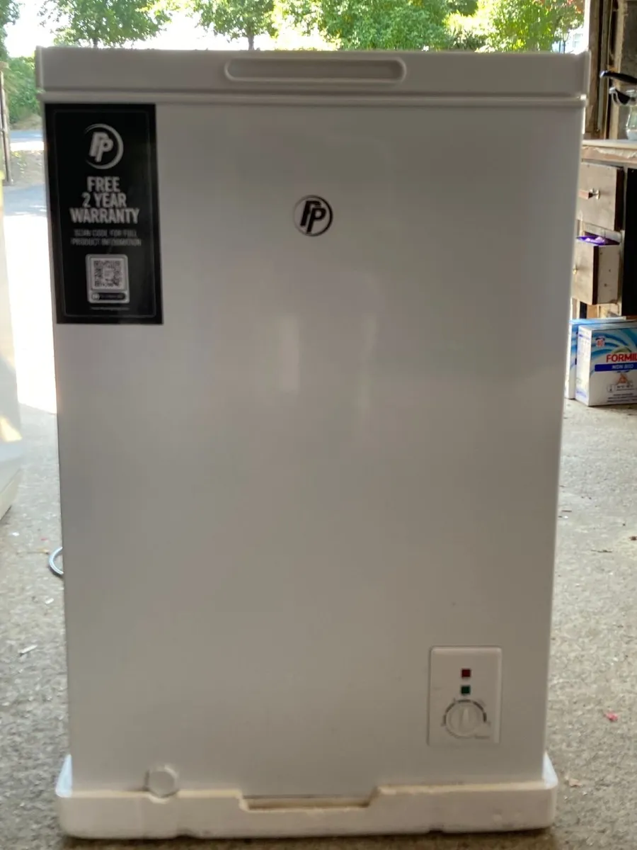 Powerpoint Chest Freezer - Image 1