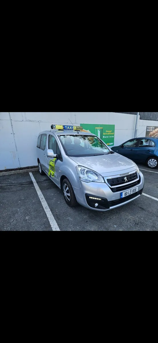 Taxi for rent - Image 1