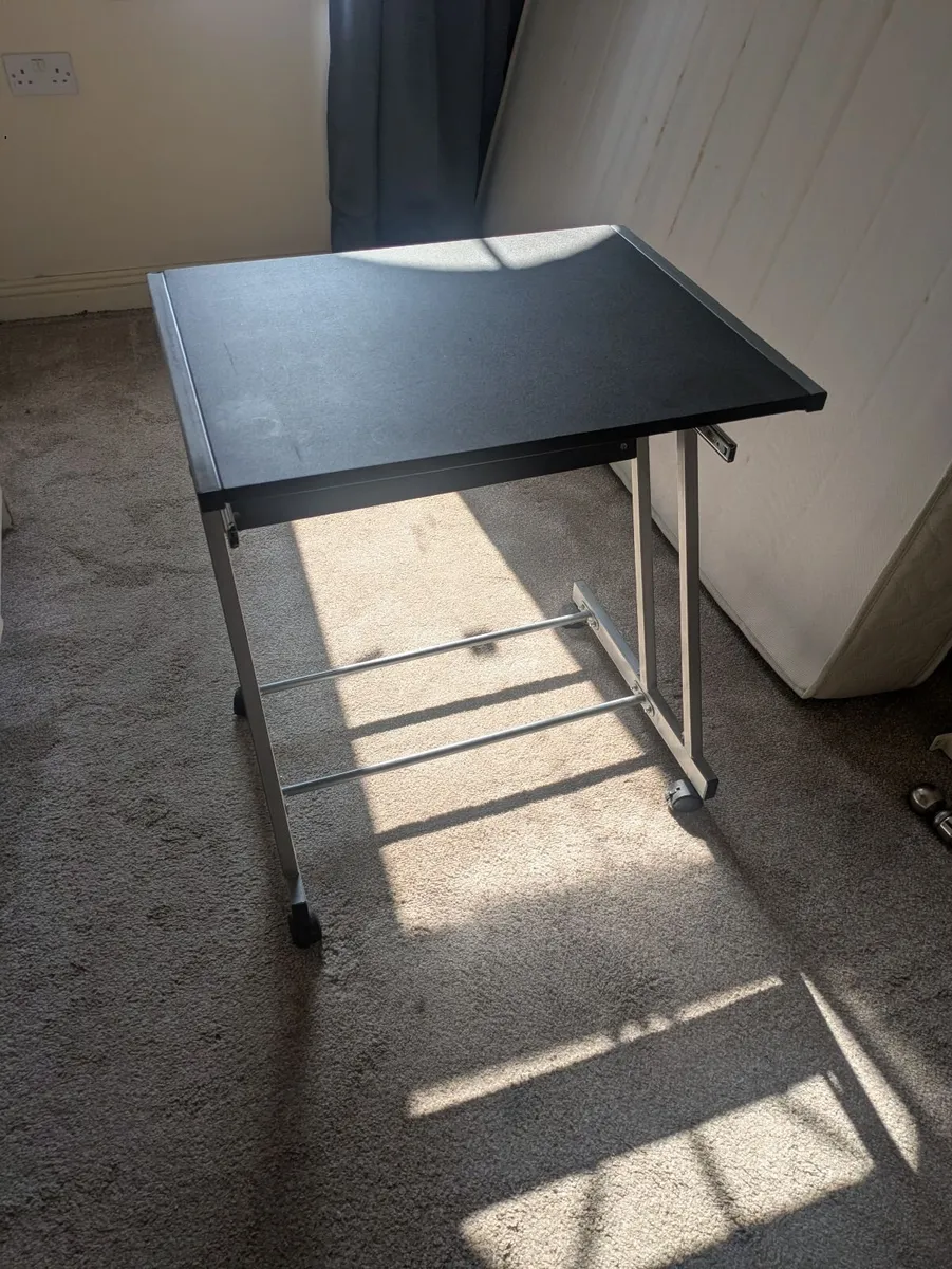 Free Compact Desks for students - Image 1