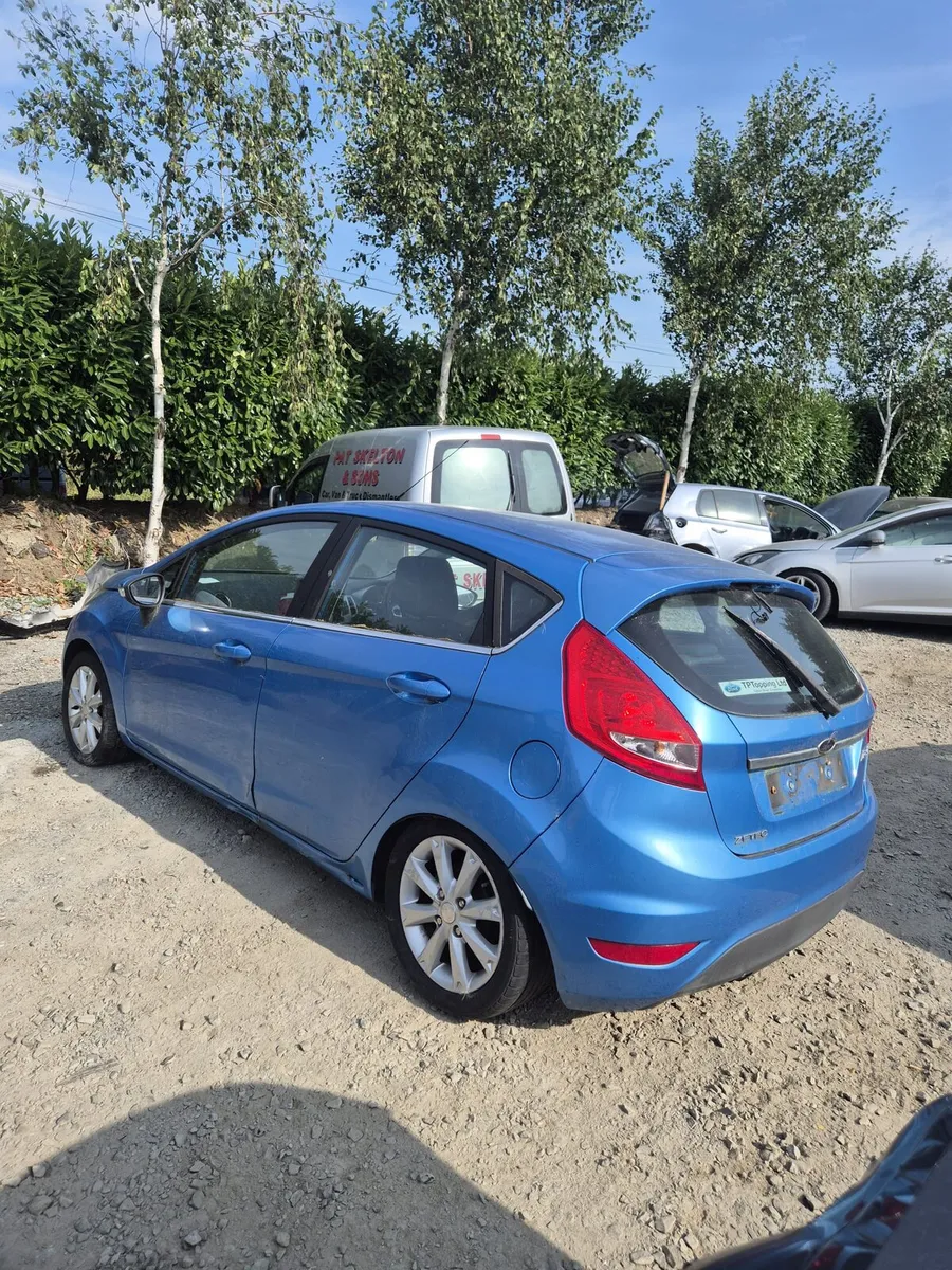 Ford Fiesta - Breaking only - Image 4