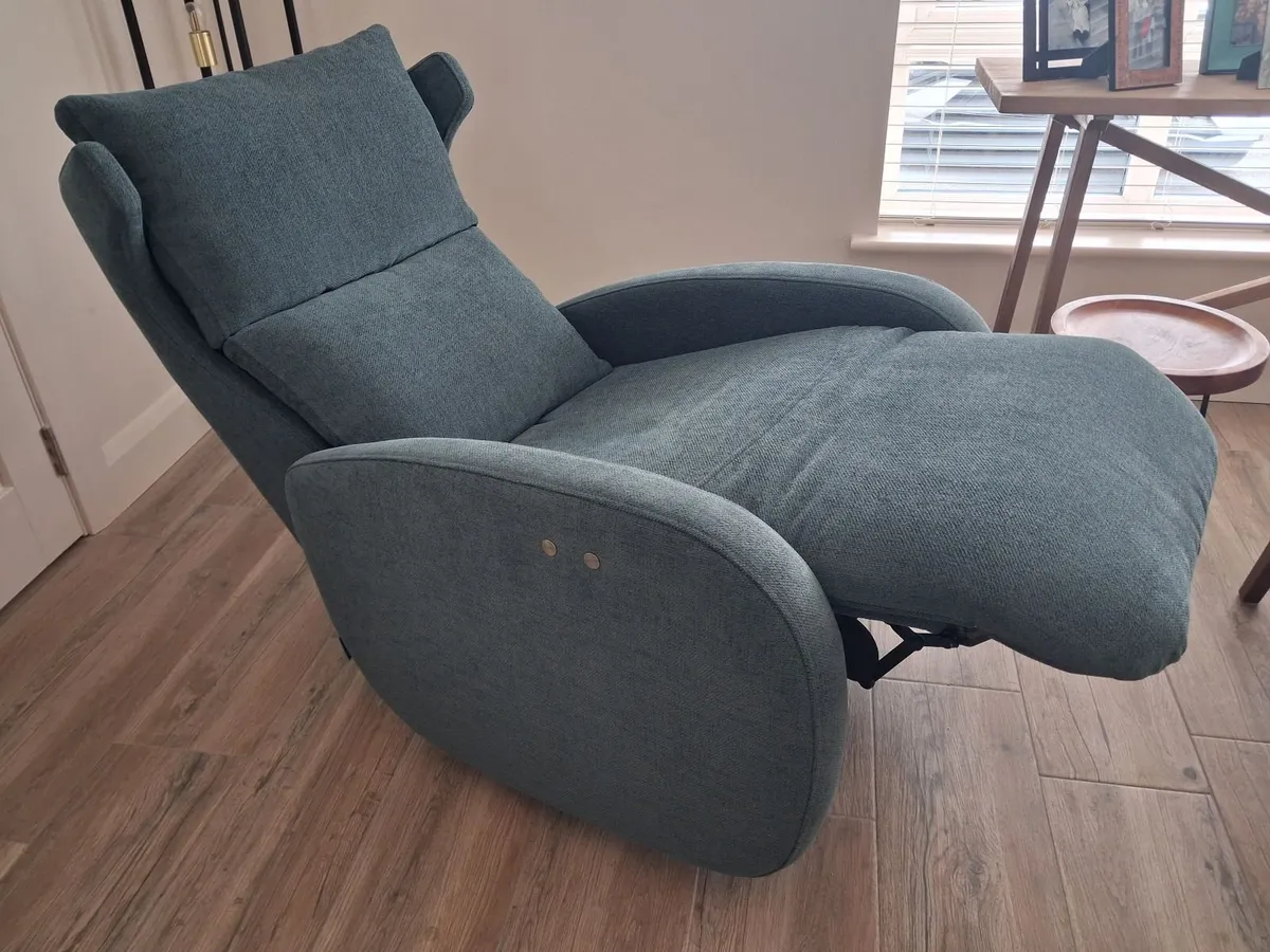 Fama Kim Electric Swivel Recliner – Axis FR34 Teal - Image 2